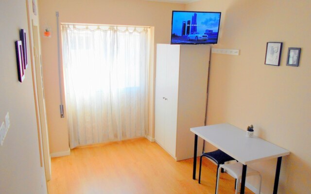 Arade room