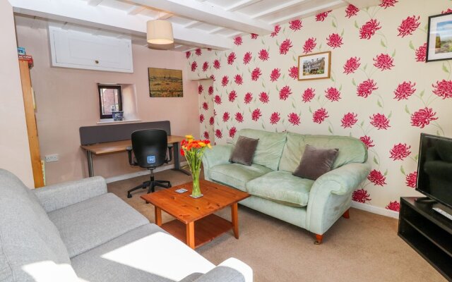 Dove Cottage, Chesterfield