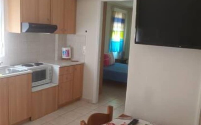 Michael Apartments - Private Parking