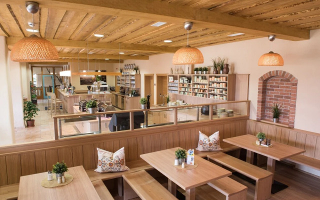JUFA Hotel Neutal
