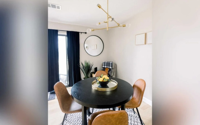 Suite Dreams Condo for 4