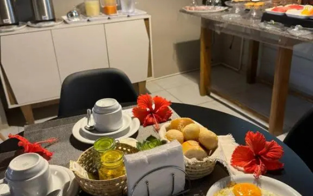 Pousada Cantinho Feliz