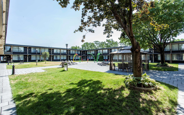 Radisson Hotel Montreal Airport