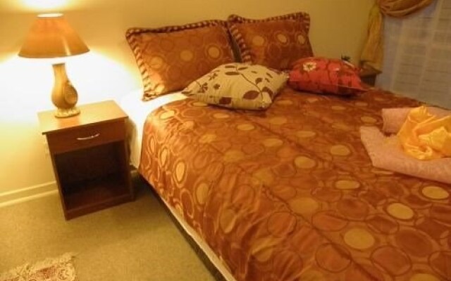 YQ Santiago Suites
