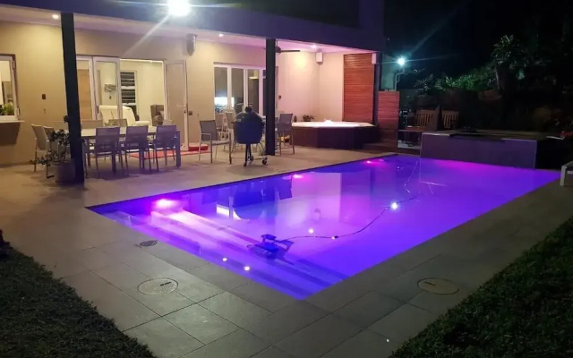 Room-umhlanga Lodge Private Entrance and
