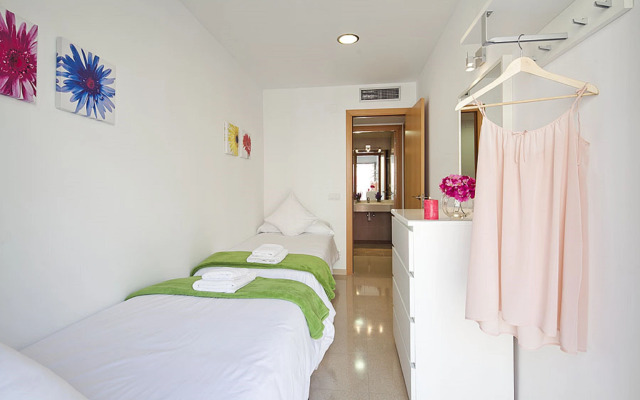 Charmsuites Paralel Apartments
