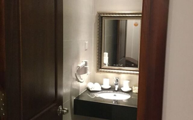 Galaxy Airport Hotel