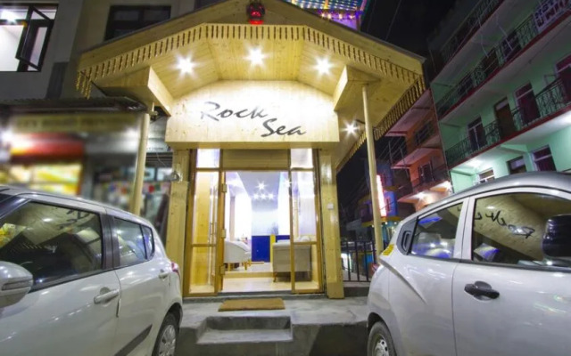 Hotel Rock Sea