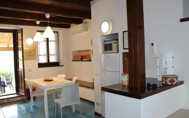 "CASA CANSELLA" a few steps from the sea