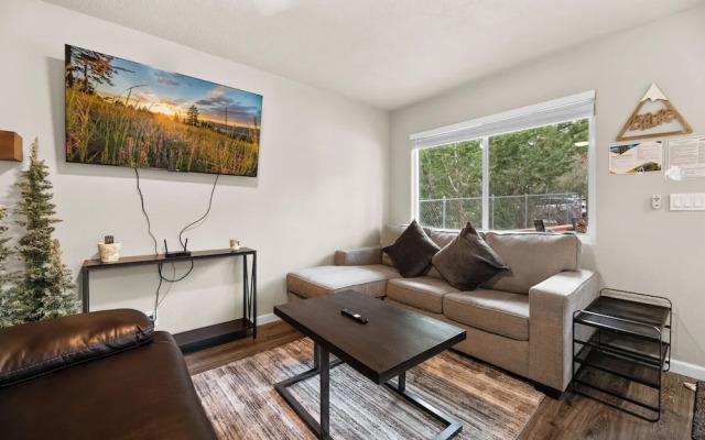 The Maple Lane Hideaway