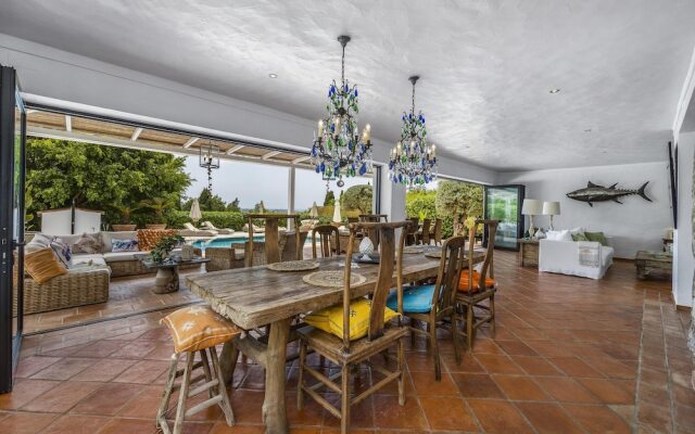 Seaview Countryside Charm Villa Almancil