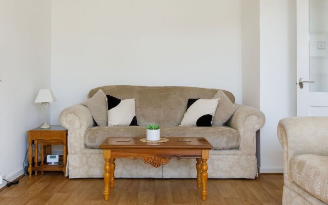 Seaside Retreat 2 Mins to Beach
