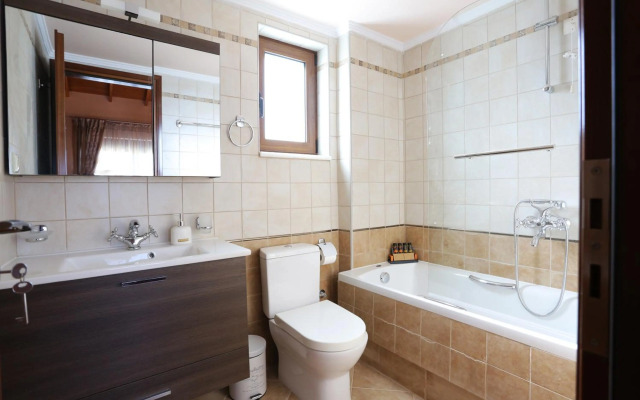 Casa Leone Suites