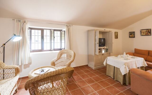 Villa San Nicolas Constantina Canovas