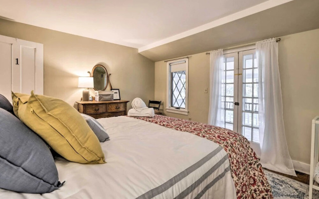 Family-friendly Getaway - 1 Mi to Pocono Lake!