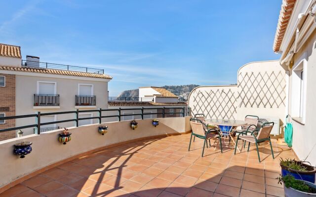 Modern Apartment in La Herradura with Sea Nearby
