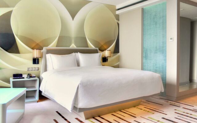 DoubleTree by Hilton Jakarta - Diponegoro