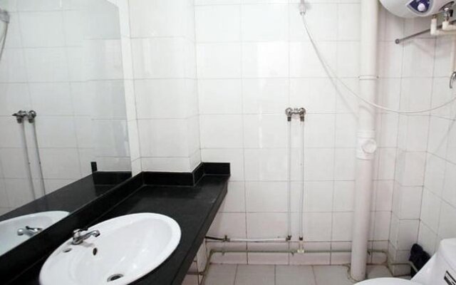 Xinghe Hostel