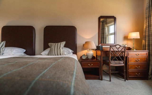 Inver Lodge