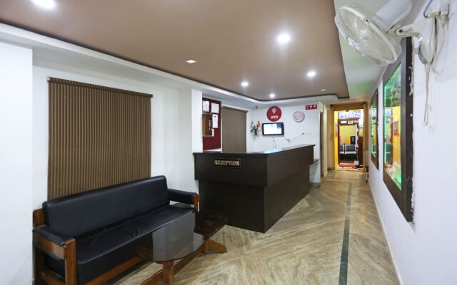OYO 3393 Midway Inn