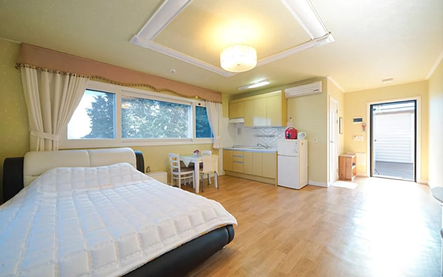 Namhae Sanmaru Pension