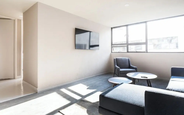 Stylish 2BR in Roma - Parking- Wifi- Sleeps 6