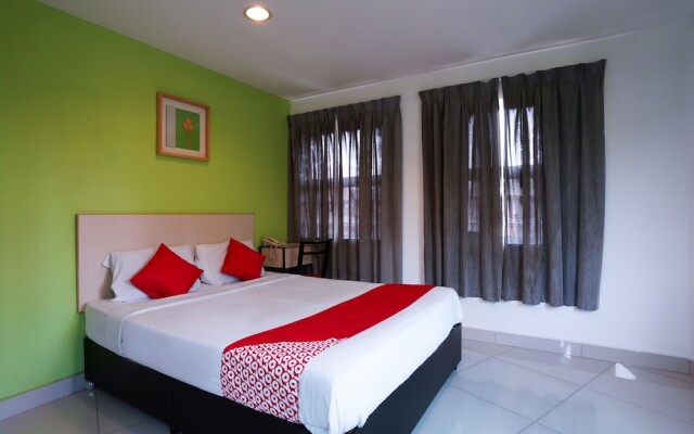 OYO 981 Ant Cave Hotel