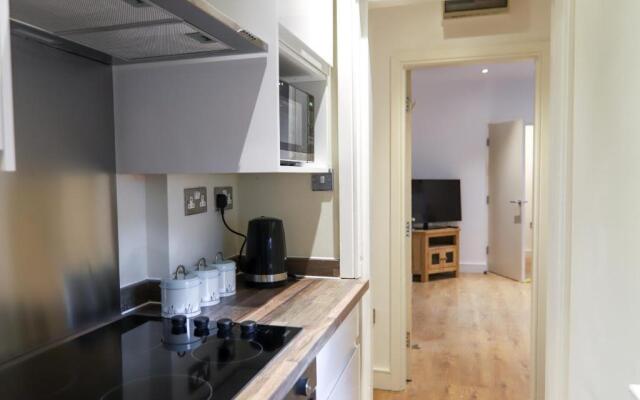 Cosy and modern two bedroom apartment - Snug House