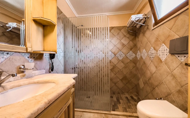 The Olive Tree Studios - Adults Only