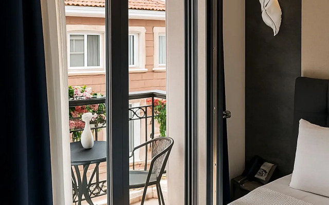 Lenus Hagia Sophia Hotel