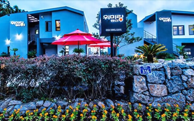 Seogwipo Wemerang Pension