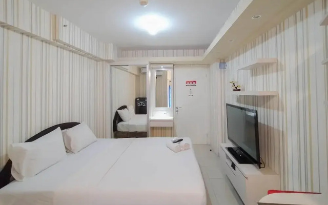 Nice And Cozy Studio At Bassura City Apartment