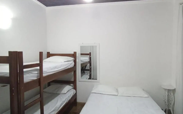 Excelente CASA COM GARAGEM E 3 QUARTOS PRAIA DOS ANJOS