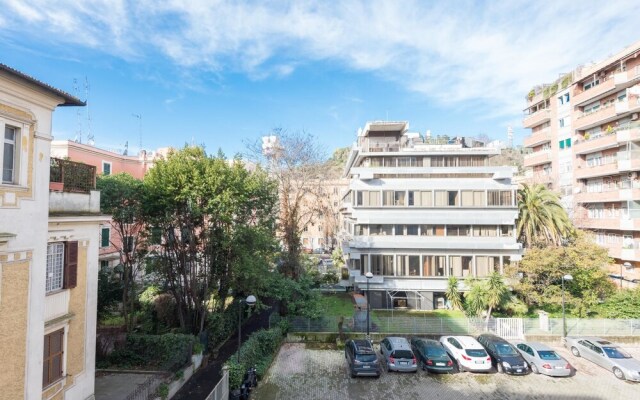 Rsh Vatican Bright Two Bedroom Apartment