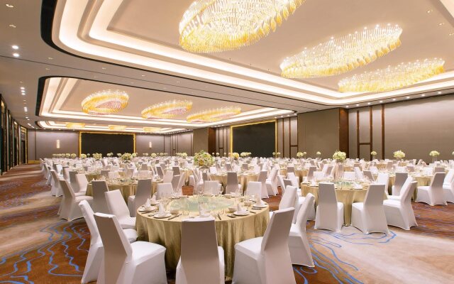 Sheraton Zhanjiang Hotel