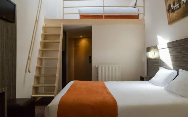 The Originals City, Hôtel L'Acropole