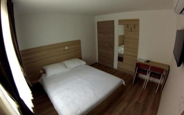 Sweet Dreams Rooms And Apartments Postojna