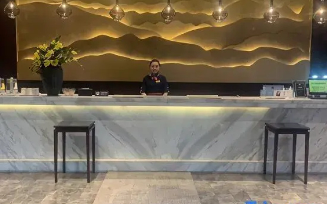 Nuojin Hotel
