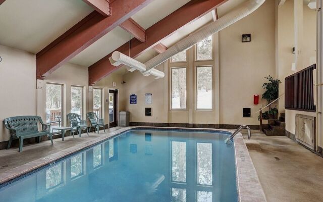 Tyra Summit A2E/F - 4 Br Condo