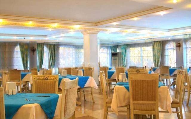 Club Sunny World (ex Orient Hill Hotel)