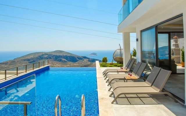 Villa Lamazi 2