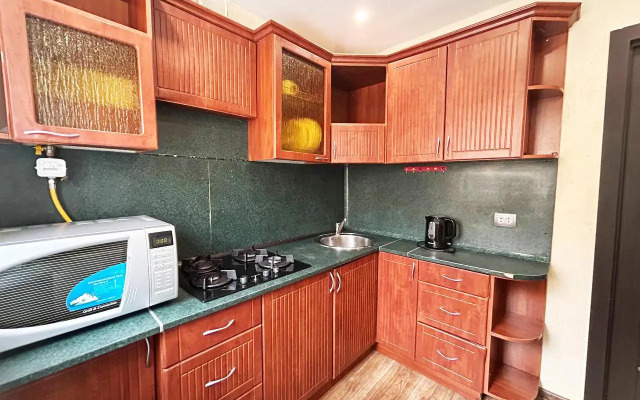 На Север на улице Буркова 21