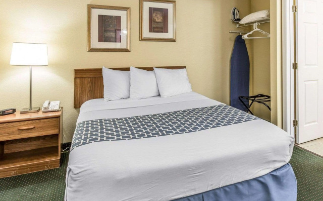 Suburban Studios Fort Myers Cape Coral