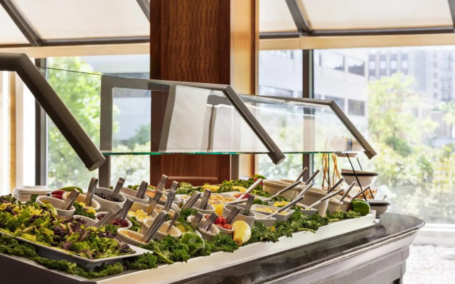 Crowne Plaza Knoxville Downtown University by IHG