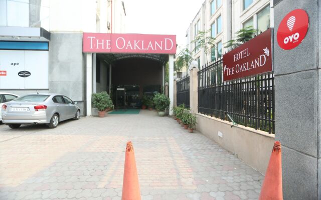 OYO 7075 Hotel Oakland