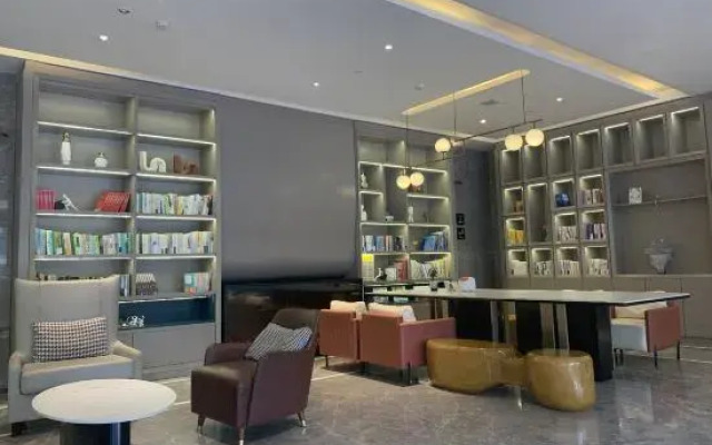 Tongliao Wanda Plaza Atour Hotel