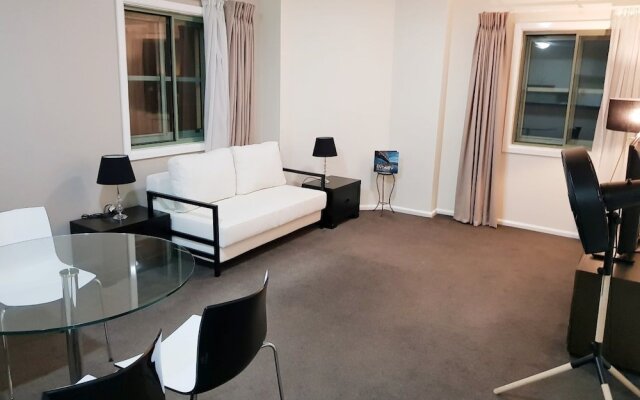 Darling Harbour Modern 1 Bedroom Apartment