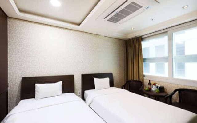 Intercity Seoul Hotel