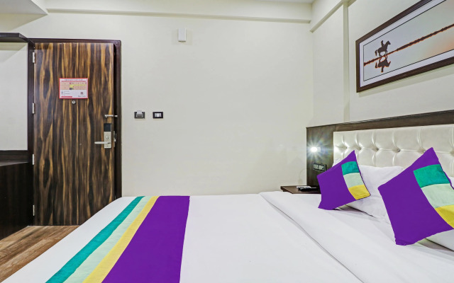 Treebo Tryst Raj Vista