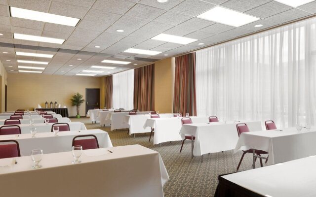 Park Inn By Radisson Toledo